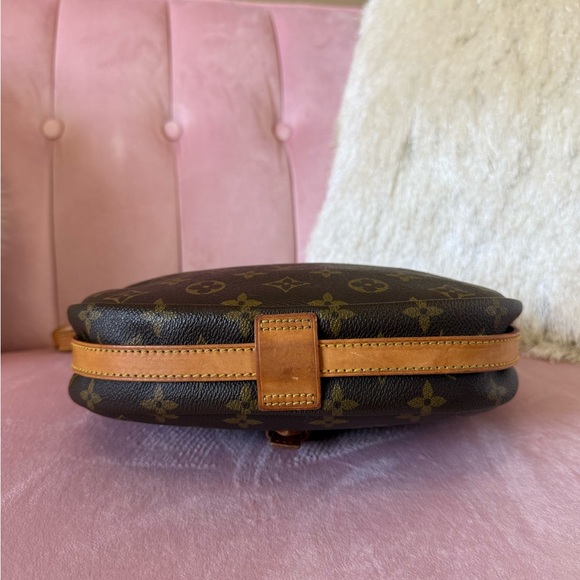 💯 Louis Vuitton Monogram Jeune Fille Canvas Crossbody Bag with Tan Leather Trim - Picture 10 of 16